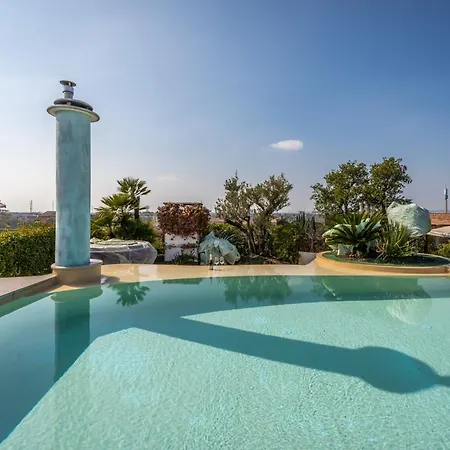 Nicola's Penthouse Apartment Verona
